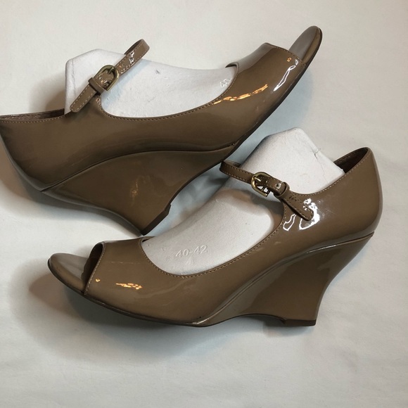 Franco Sarto Shoes - Franco Sarto Tan heals